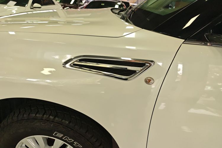 日产 途乐（平行进口） 车身外观6013