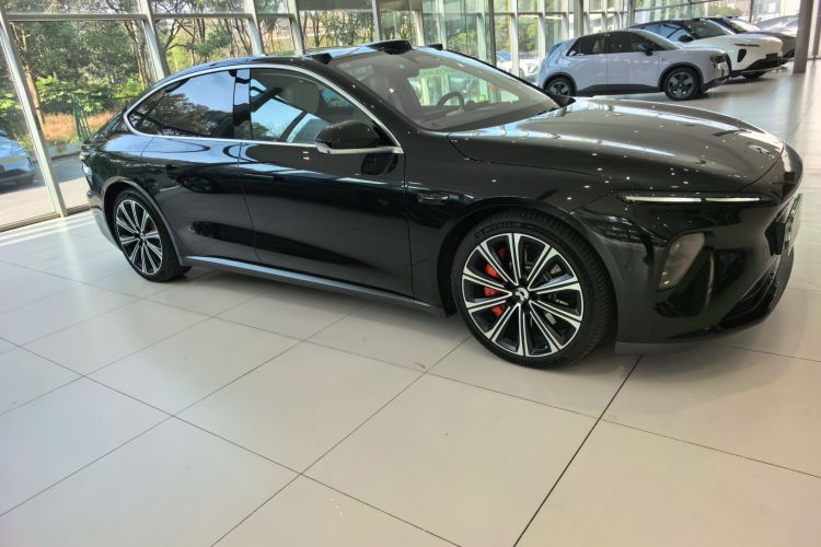 蔚来ET7 2024款 75kWh 行政版车身外观6002