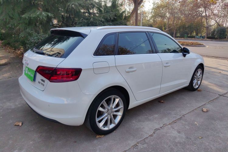 奥迪A3 2016款 Sportback 35 TFSI 风尚型车身外观6004