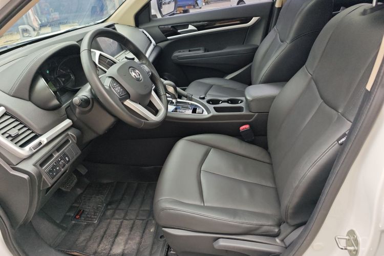 东风风神AX7 2015款 2.0L 自动智逸型中控内饰7002