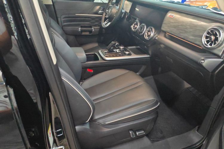 坦克300 2023款 越野版 2.0T 征服者局部细节41