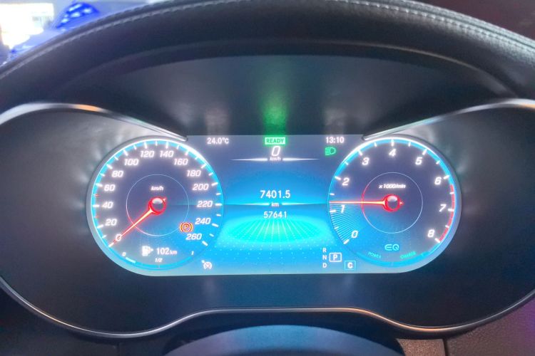 奔驰C级 2021款 C 260 L 运动版中控内饰15