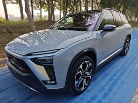 蔚来ES8 2020款 580KM 签名版 六座版