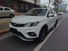 东南DX3 2016款 1.5L 手动豪华型