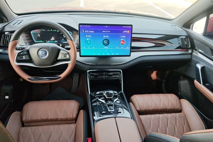 比亚迪 唐新能源 2021款 EV 四驱高性能版创世旗舰型中控内饰7003