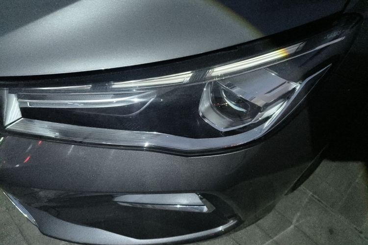 吉利汽车 帝豪 2026款 第4代 400万纪念款 1.5L 手动超越型局部细节36