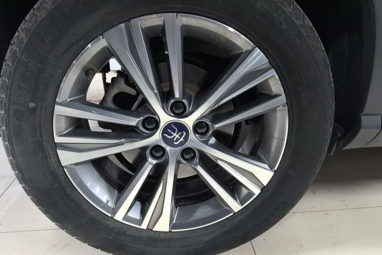 比亚迪 宋Pro 2019款 1.5T 自动精英型车身外观6006