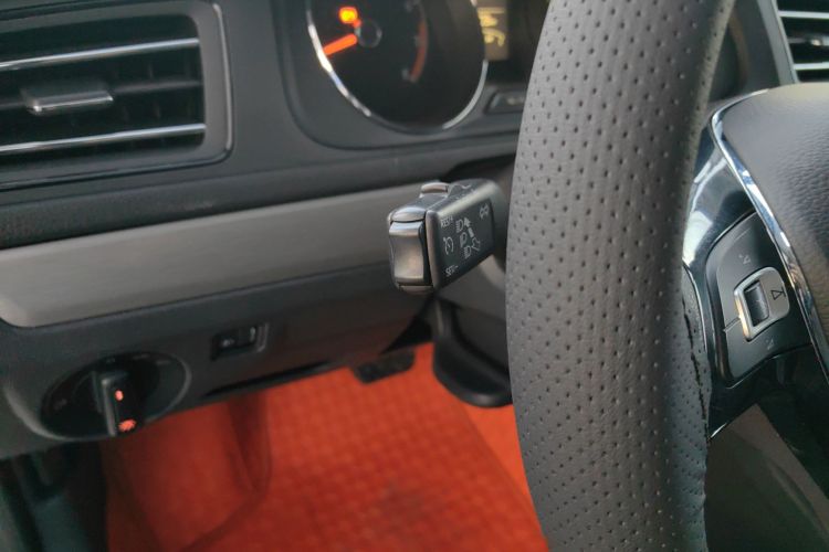 大众 2019款 朗逸启航 1.5L 自动舒适版 国VI中控内饰7008