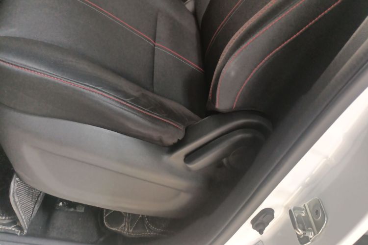 长安欧尚X70A 2019款 1.5L 手动经典型 国VI局部细节9003