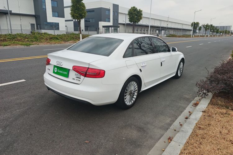 奥迪A4L 2015款 35 TFSI 自动舒适型车身外观6006