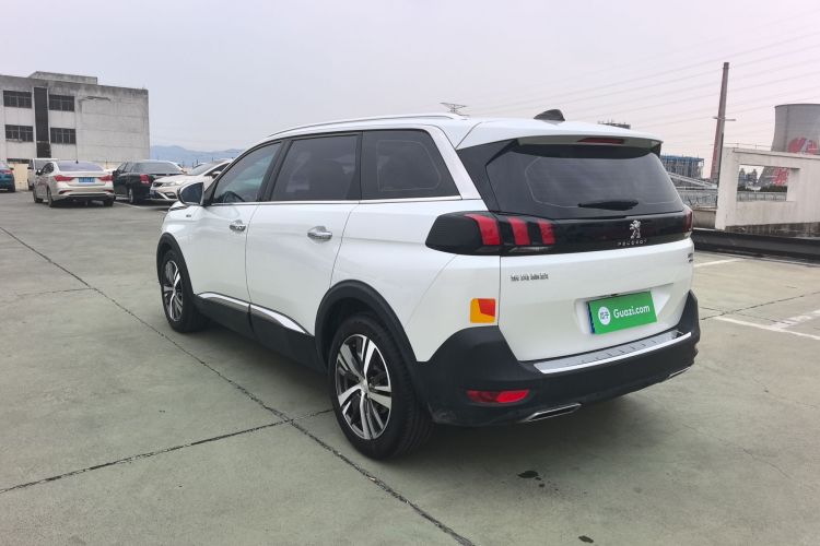 标致5008 2017款 380THP 7座无界版车身外观6006