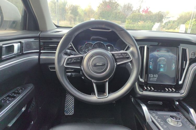 众泰T700 2017款 1.8T 双离合旗舰型局部细节13