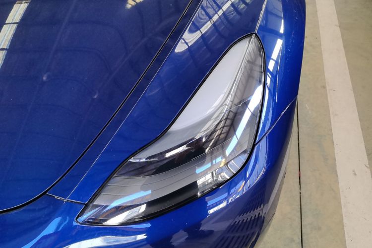 特斯拉 Model Y 2022款 后轮驱动版局部细节9008