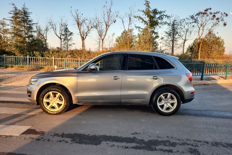 奥迪Q5 2011款 2.0TFSI 技术型车身外观6003