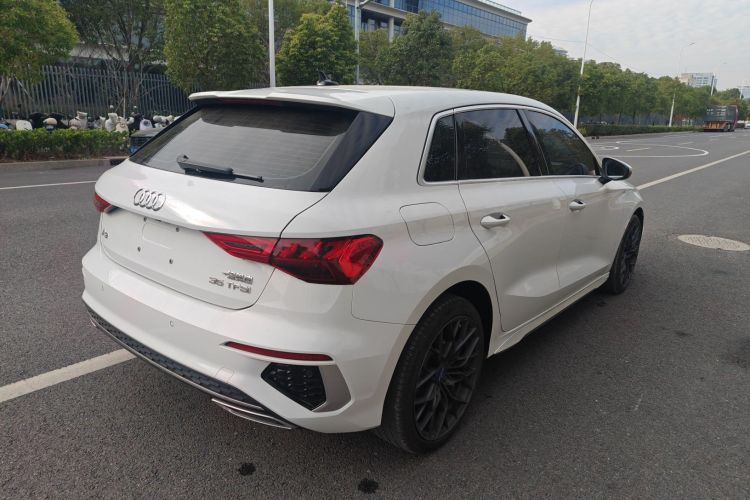 奥迪A3 2023款 改款 Sportback 35 TFSI 时尚运动型车身外观6003