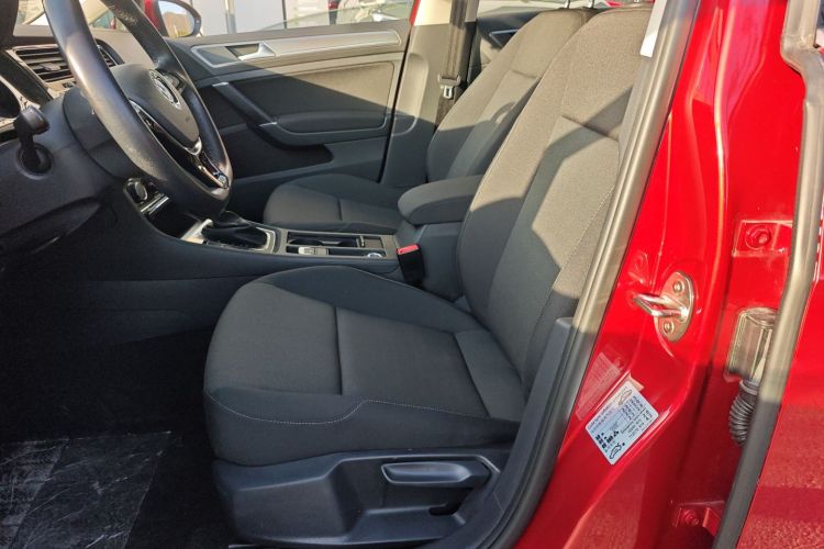 大众 高尔夫 2020款 200TSI DSG舒适进取版中控内饰7002