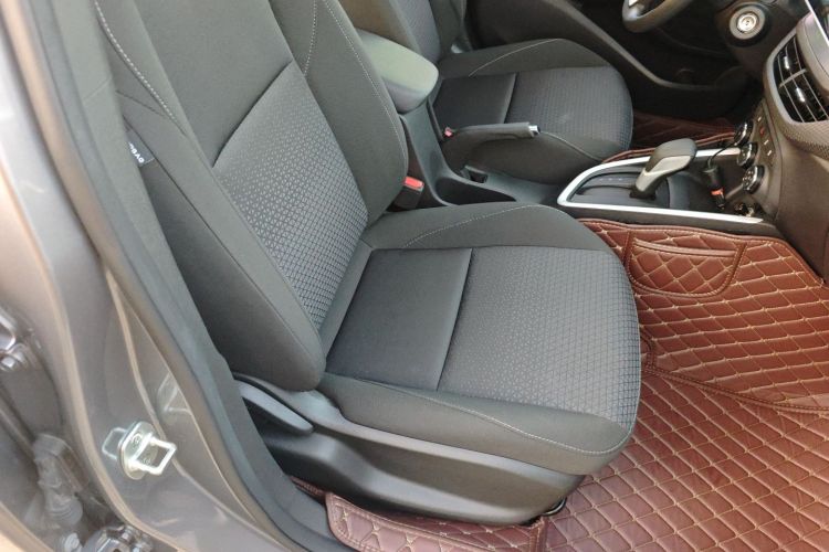 雪佛兰 科沃兹 2020款 325T 自动欣悦版局部细节41