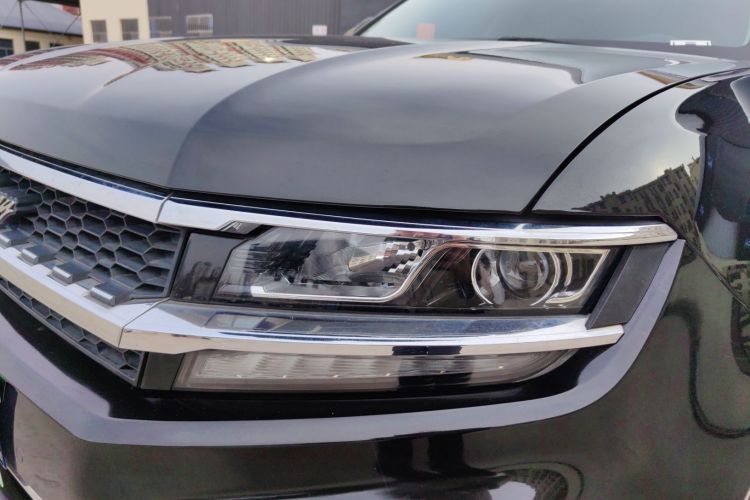 众泰 大迈X7 2018款 2.0T 自动豪华型局部细节36