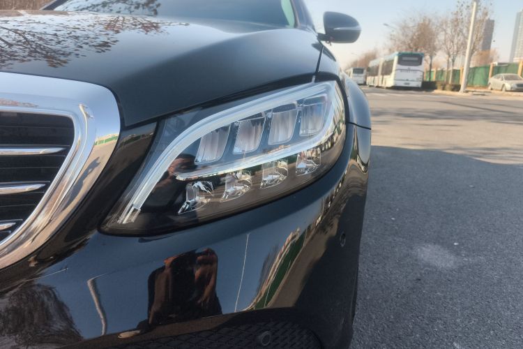 奔驰C级 2019款 C 260 L局部细节36