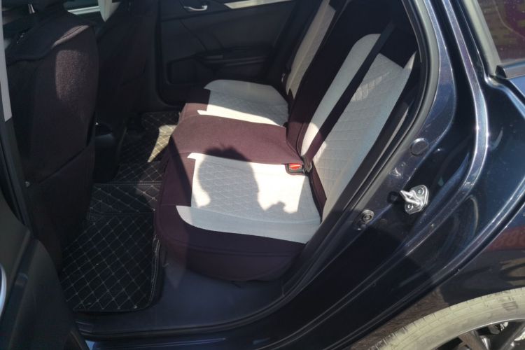 本田 思域 2019款 220TURBO CVT劲动版 国VI中控内饰7001