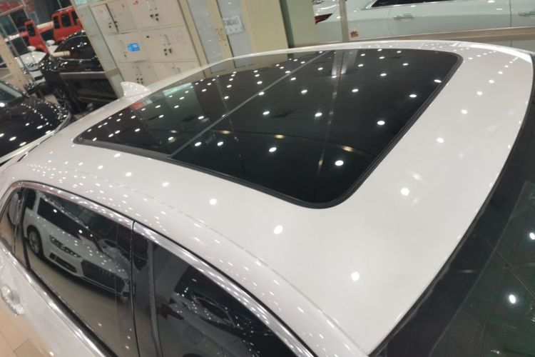 凯迪拉克CT6 2017款 28T 豪华型车身外观6005