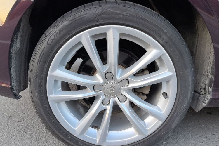 奥迪A3 2018款 30周年年型 Limousine 35 TFSI 进取型车身外观6007