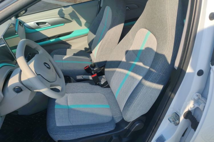 江铃集团新能源 易至EV3 2023款 青春版 320KM 舒适型局部细节19