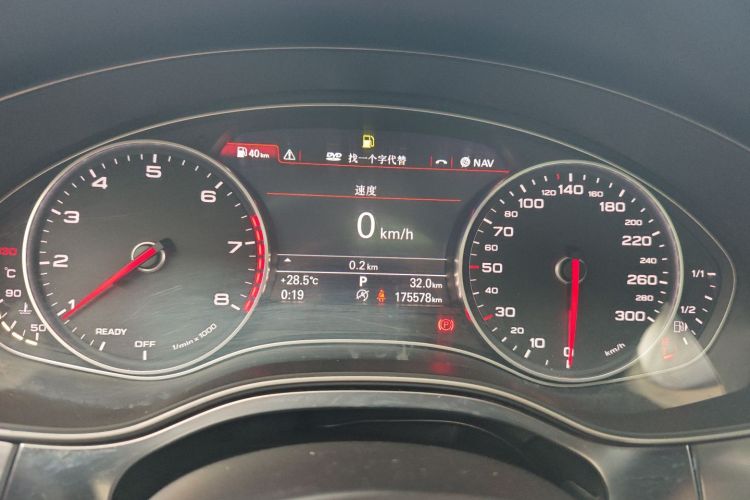 奥迪A6L 2016款 TFSI 舒适型中控内饰15