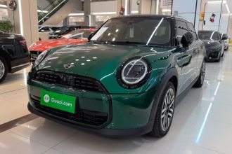 MINI 2025款 1.5T COOPER 经典派 五门版