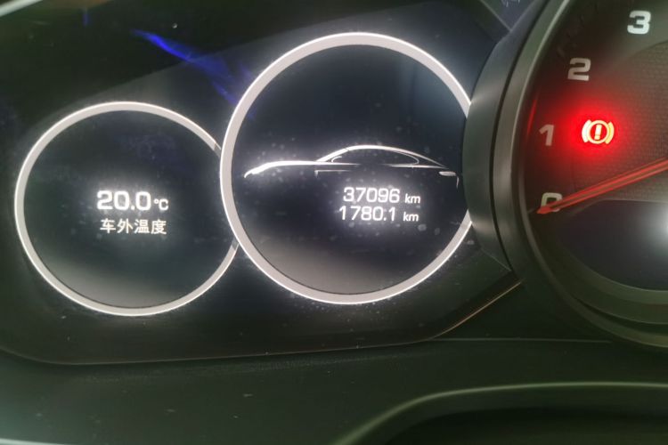 保时捷 2017款 Panamera 4 行政加长版 3.0T中控内饰15