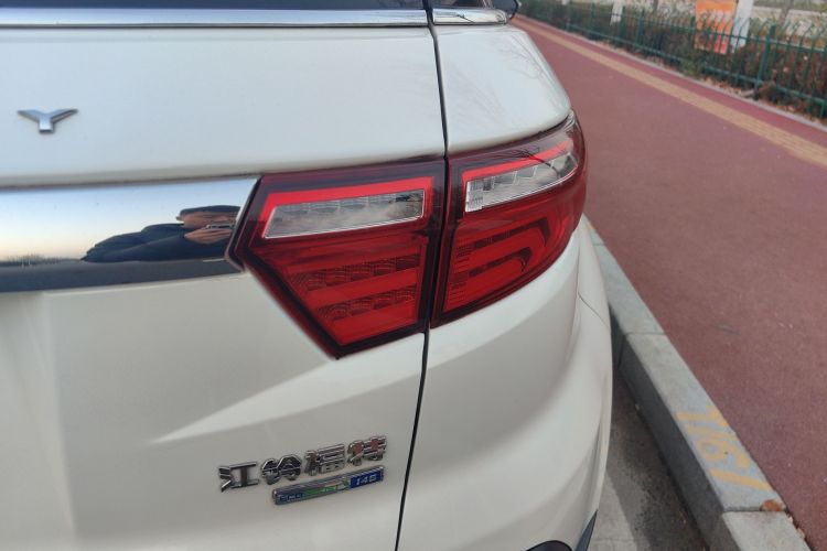 福特 领界 2019款 EcoBoost 145 CVT铂领型 国VI车身外观6005