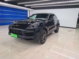 保时捷 2022款 Cayenne S 2.9T 铂金版