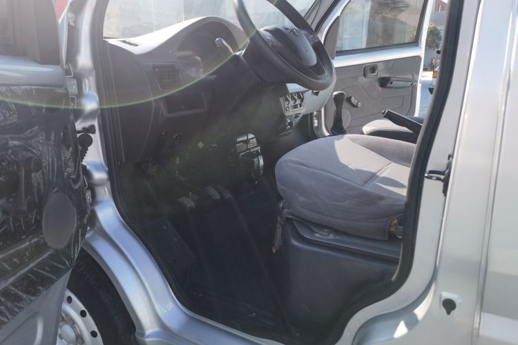 五菱汽车 五菱荣光 2021款 1.5L加长基本型L3C中控内饰7006