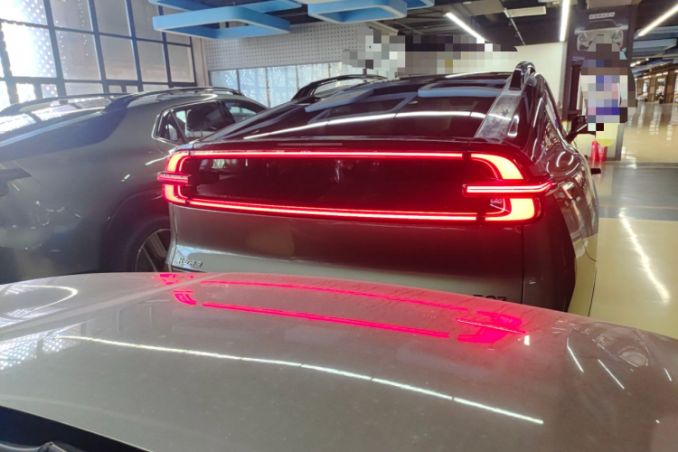 长安启源E07 2025款 增程 两驱 39kWh Pro智能版车身外观6004