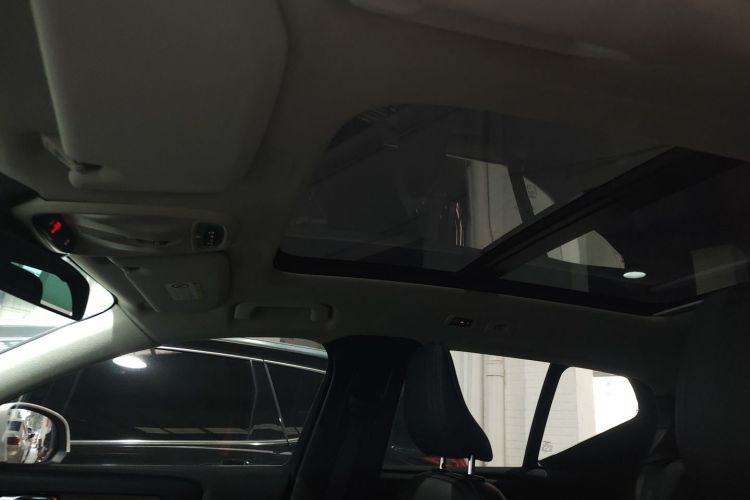 沃尔沃XC40 2021款 T4 四驱智远豪华版局部细节9006