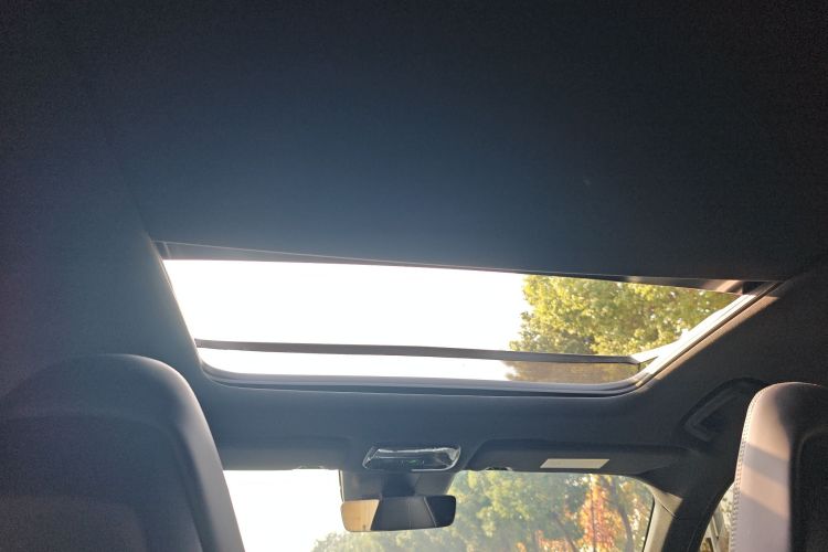 领克03 2025款 2.0TD DCT冠军版Pro局部细节22