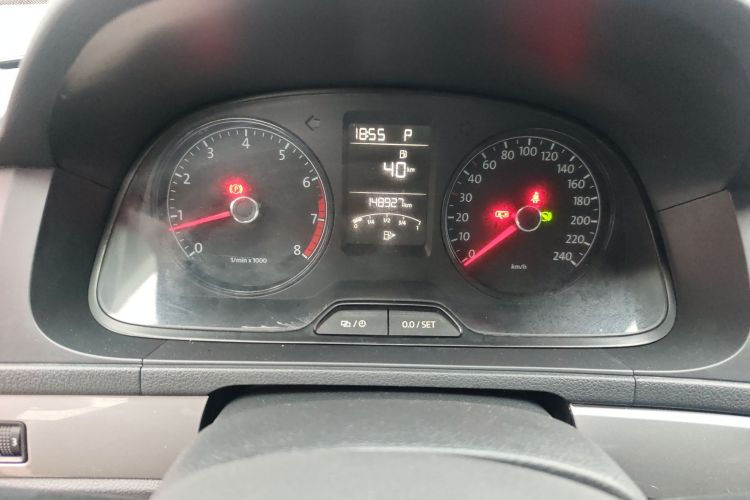 大众 朗逸 2017款 1.6L 自动风尚版中控内饰15