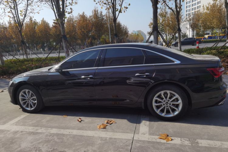 奥迪A6L 2024款 40 TFSI 豪华致雅型车身外观6005