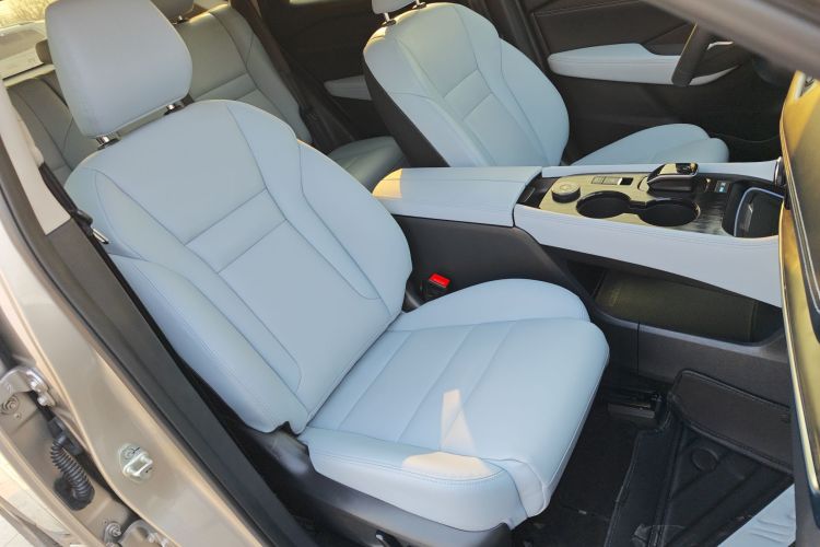 日产 奇骏 2023款 e-POWER 超混双电机四驱至尊版局部细节41