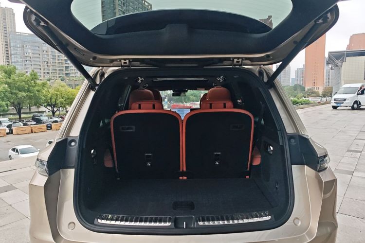 理想汽车 理想L9 2022款 Max局部细节23