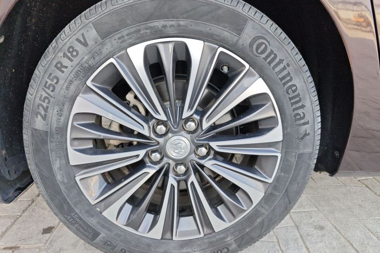 别克GL8 2020款 ES陆尊 653T 豪华型车身外观6008