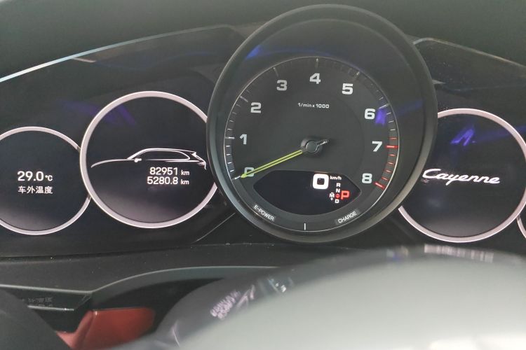 保时捷 Cayenne新能源 2022款 Cayenne E-Hybrid 2.0T 铂金版中控内饰15