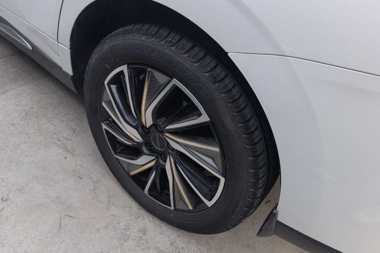 东风风行 风行游艇 2022款 1.5T DCT揽月版车身外观6006