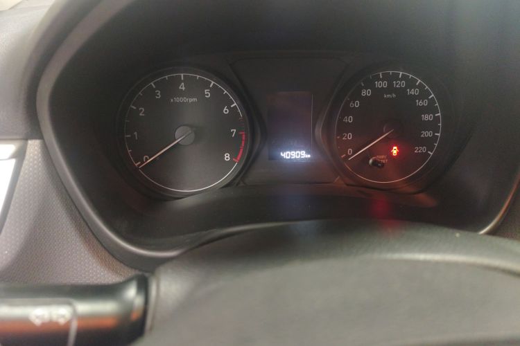 现代 瑞纳 2020款 1.4L 手动GL焕新版中控内饰15