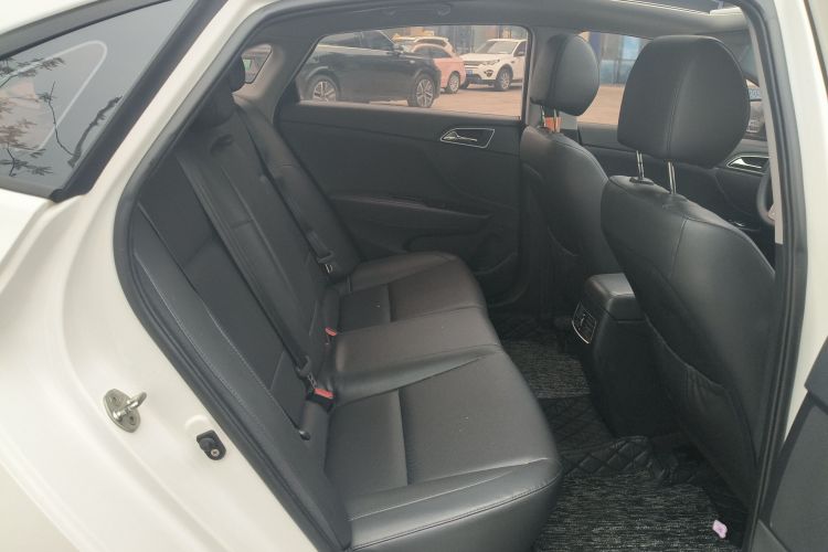 现代 名图 2017款 1.8L 自动智能型GLS 国V局部细节9008