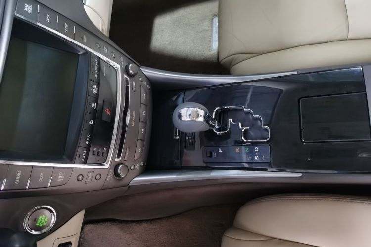 雷克萨斯IS 2011款 250 炫动版局部细节18