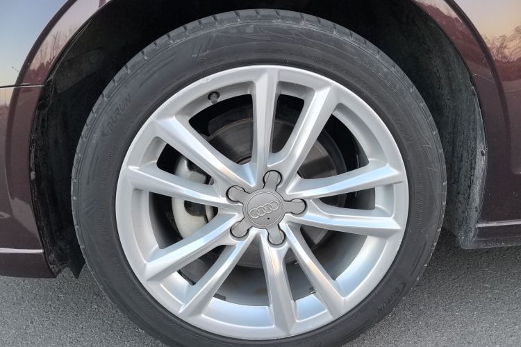 奥迪A3 2018款 30周年年型 Limousine 35 TFSI 进取型车身外观6008