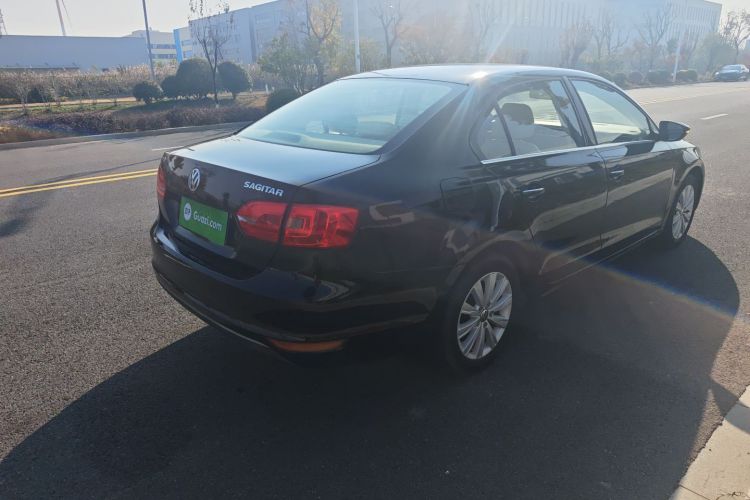 大众 速腾 2012款 1.4TSI 手动豪华型车身外观6006