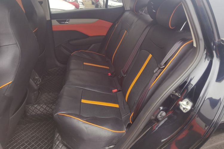 东风风神 奕炫 2023款 马赫版 1.5L 自动追影版中控内饰7001