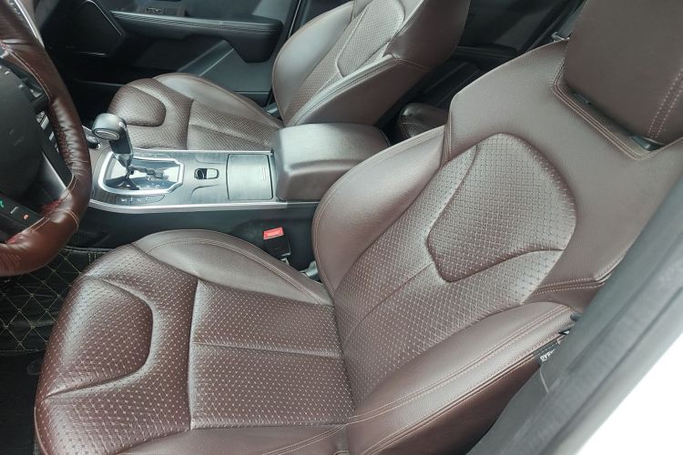 陆风X7 2015款 2.0T 全景尊贵版局部细节19